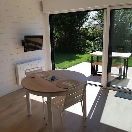 Etablissement Chez Jules アンブレウーズ